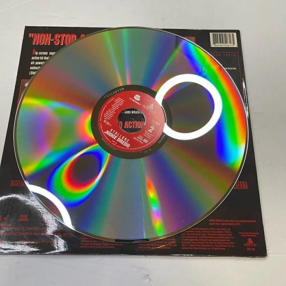 Judge Dredd Laserdisc Widescreen Sylvester Stallone Physical Media SciFi